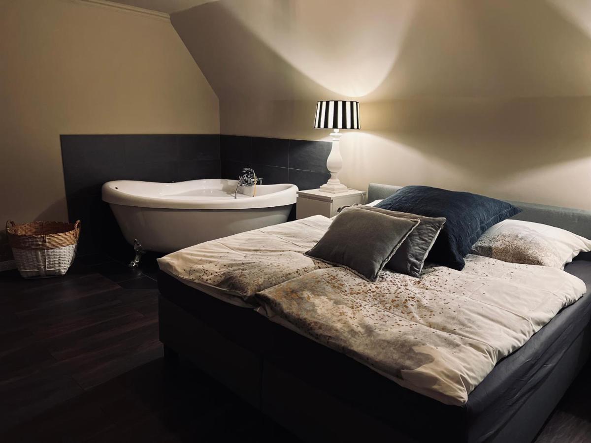 Ring Residenz In Adenau Direkt Am Nuerburgring Bed & Breakfast エクステリア 写真